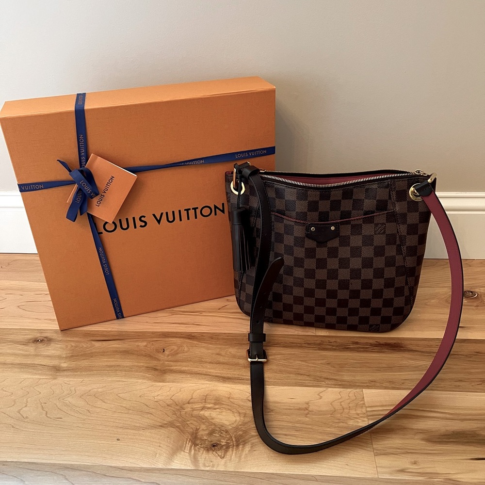 Authentic Louis Vuitton Southbank Damier Ebene Canvas Leather Shoulder Crossbody